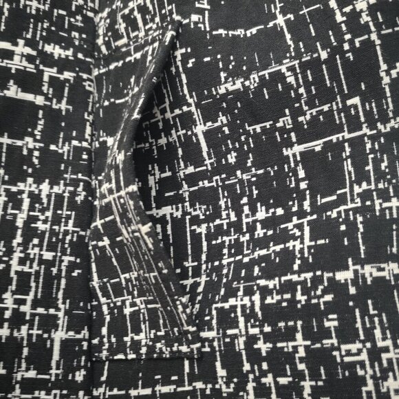 Cleo Petites Ladies Made in Canada Black & Cream Pattern Lined Coat - Picture 7 of 10